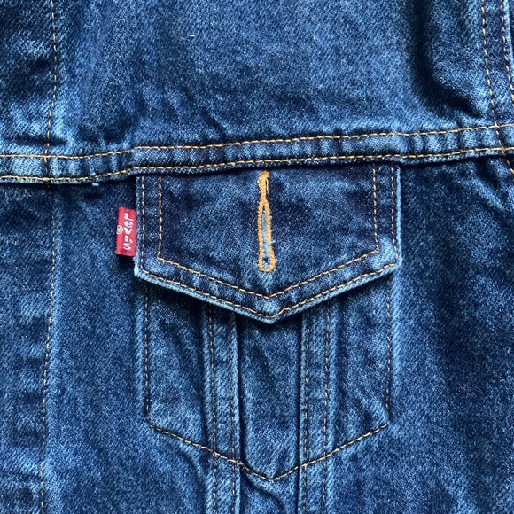 levi's denim jacket - Picture 3 of 4